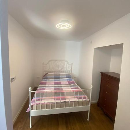 Baron Apartment Belgrado Buitenkant foto