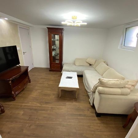Baron Apartment Belgrado Buitenkant foto